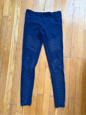 ALO Yoga Moto Leggings
